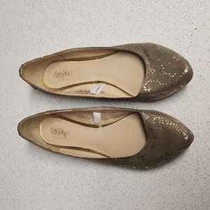 Mossimo Animal/Snake Print Pointed Flats Size 8